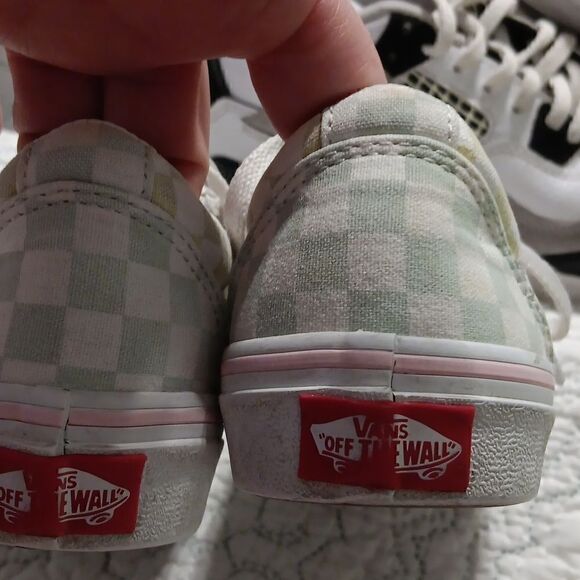 Vans   - Picture 5 of 5